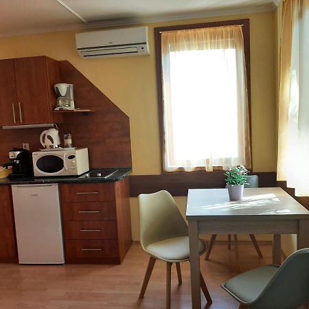Aqua Apartman Gyula Exterior foto