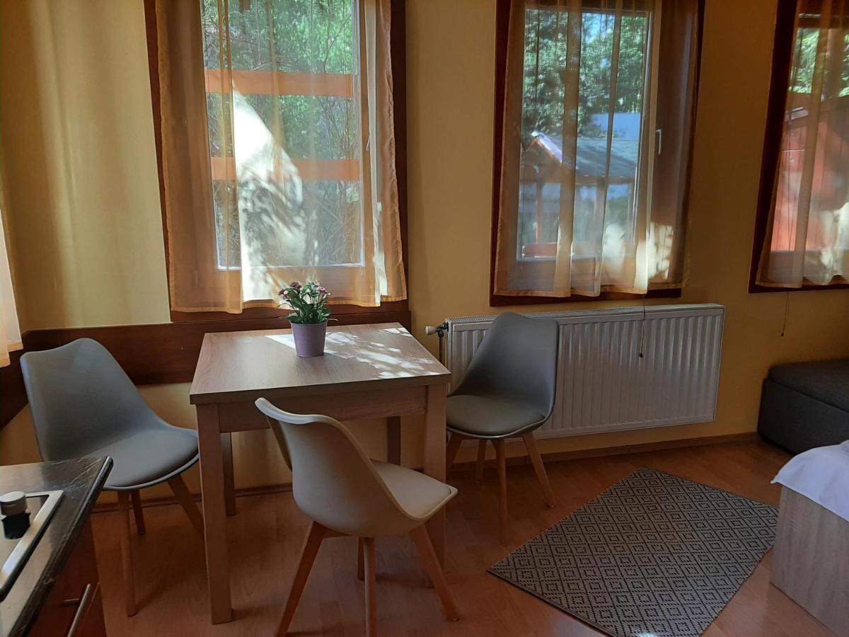 Aqua Apartman Gyula Exterior foto