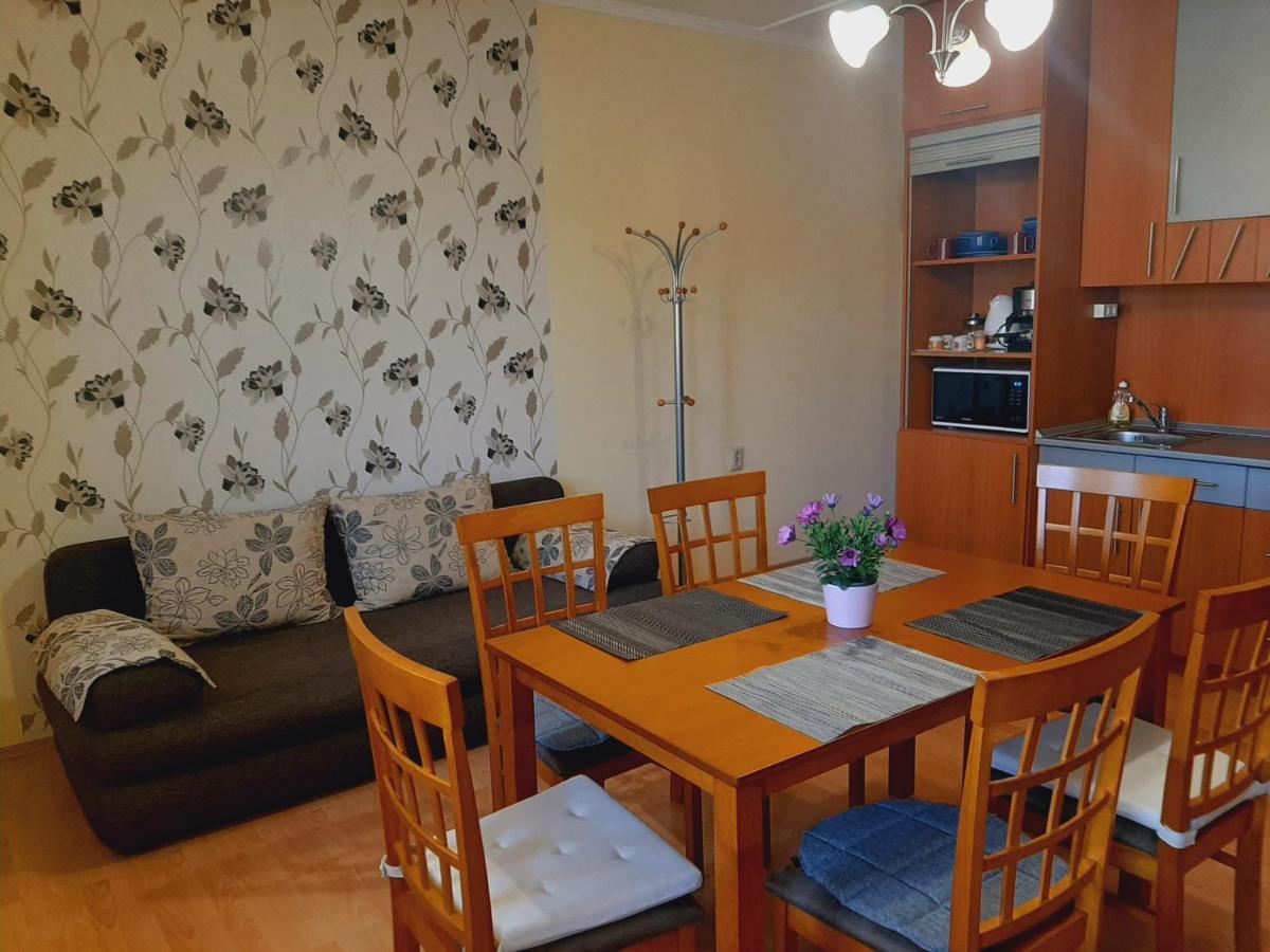 Aqua Apartman Gyula Exterior foto