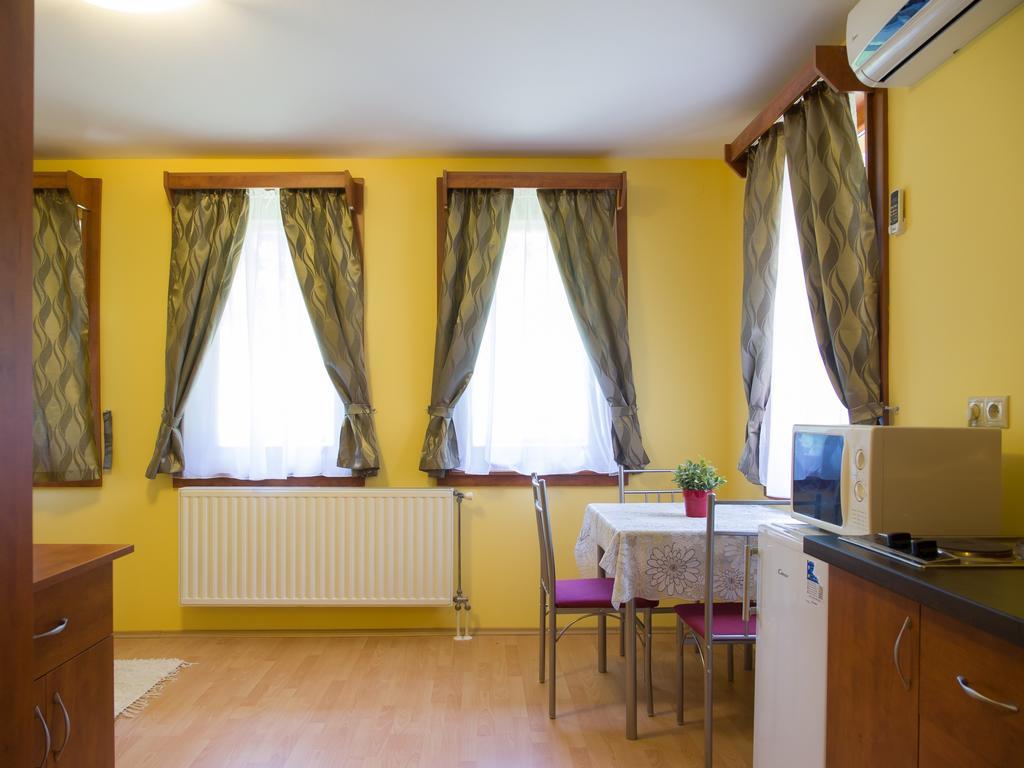 Aqua Apartman Gyula Exterior foto